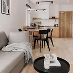 Milo Wakacyjna - Pet Friendly & Free Parking Apartmán Mielno (Koszalin)