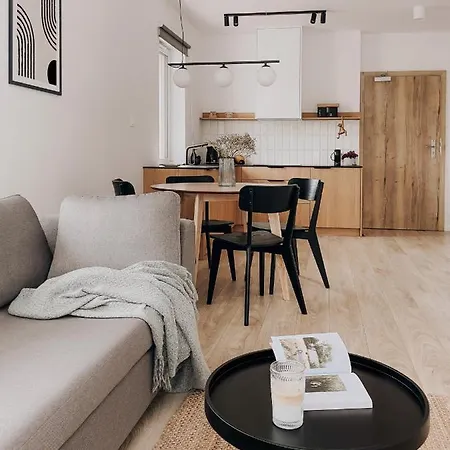 Milo Wakacyjna - Pet Friendly & Free Parking Апартаменты Мельно