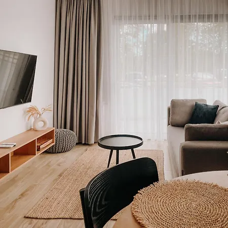 Milo Wakacyjna - Pet Friendly & Free Parking Apartment Mielno (Koszalin)